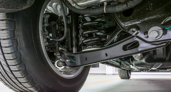 What Are the Signs of Worn Out Shocks & Struts?